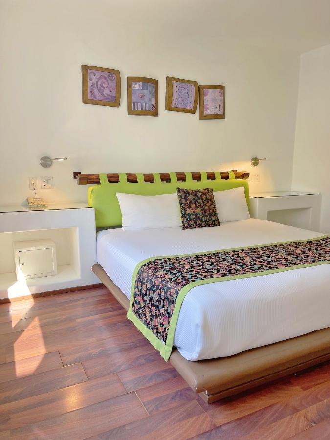 Seven Crown Express & Suites By Kavia Cabo San Lucas Buitenkant foto