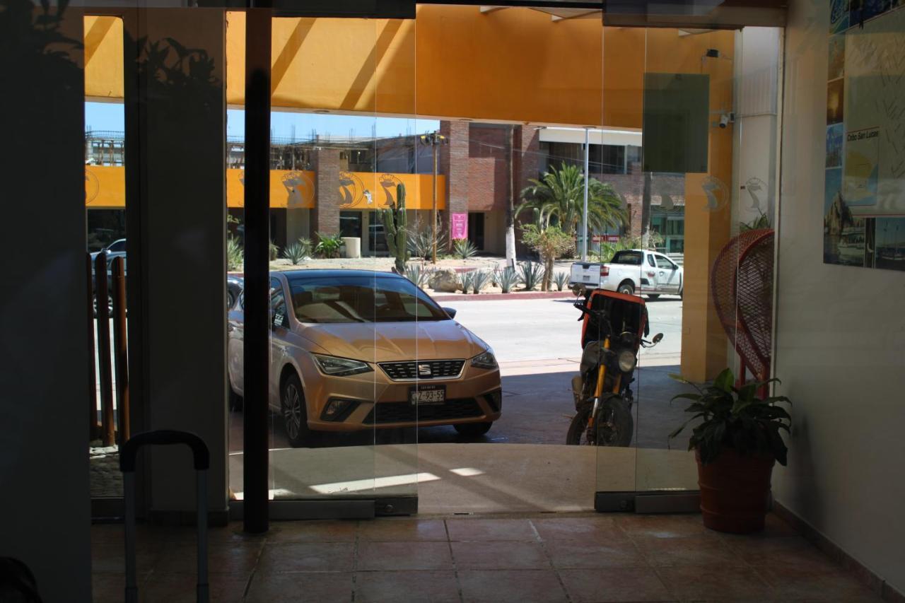 Seven Crown Express & Suites By Kavia Cabo San Lucas Buitenkant foto