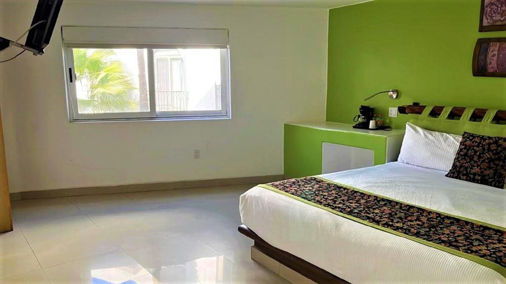 Seven Crown Express & Suites By Kavia Cabo San Lucas Buitenkant foto