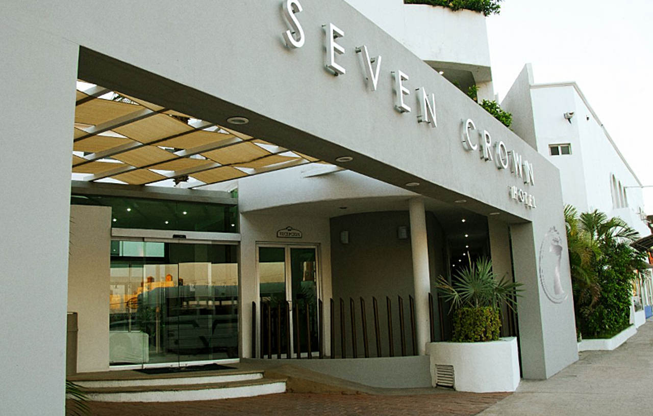 Seven Crown Express & Suites By Kavia Cabo San Lucas Buitenkant foto
